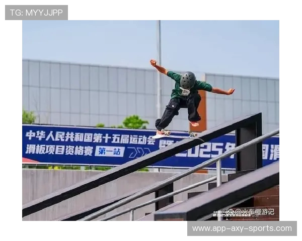 上海滑板队边路渗透革新探索新战术提升整体竞技水平