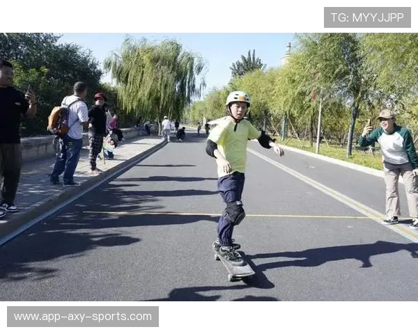 北京滑板队在马拉松大满贯中的团队协作表现精彩纷呈值得深度剖析